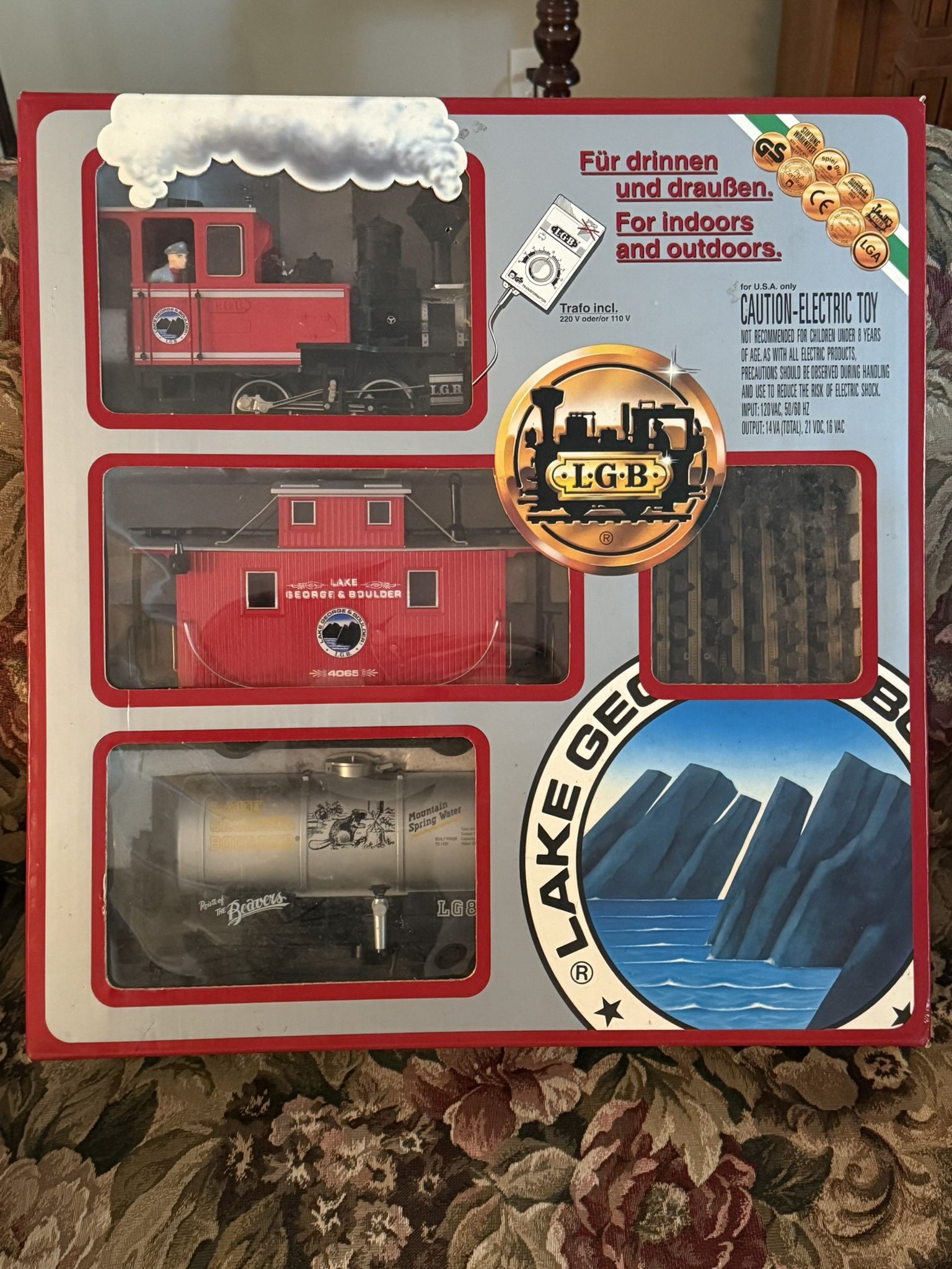 LGB Train Set With Extra Car… Perfect Train For Under The Tree!