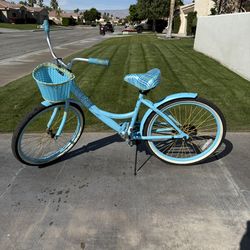 Girls Cruiser Bike