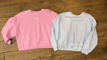 Girls UnderArmour sweat shirts never worn