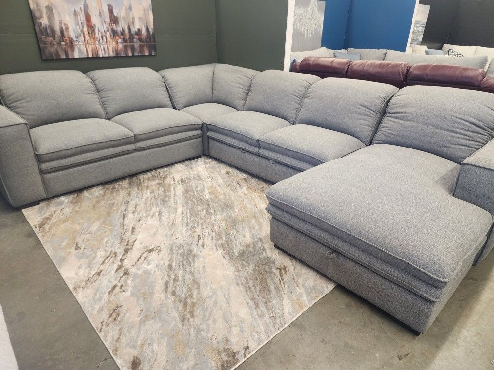Brand New Jiashan Yage Comfy Cloud 4pc Sectional w Sleeper & Storage