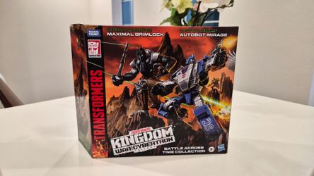 Transformers Kingdom Autobot Mirage