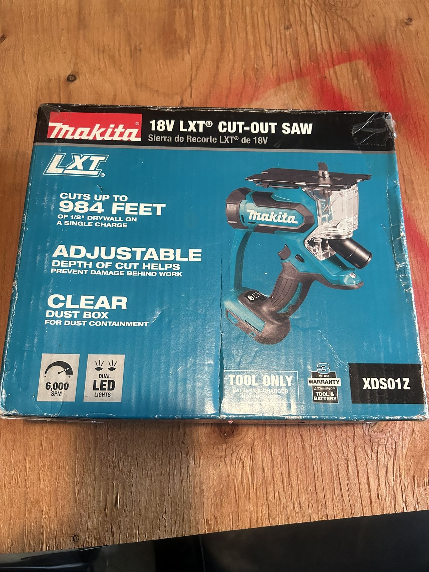 Makita 18V LXT Lithium-lon Cordless Cut-Out Saw (Tool Only)