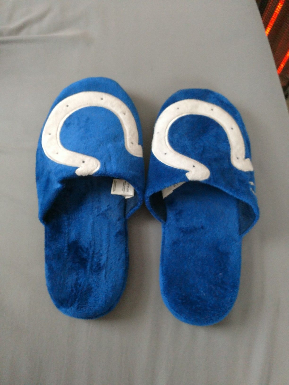 Colt's XL House Slippers