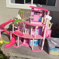 Barbie Dream House