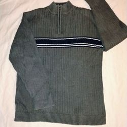 Boys Sweater Size M (10-12) • by Vintage
