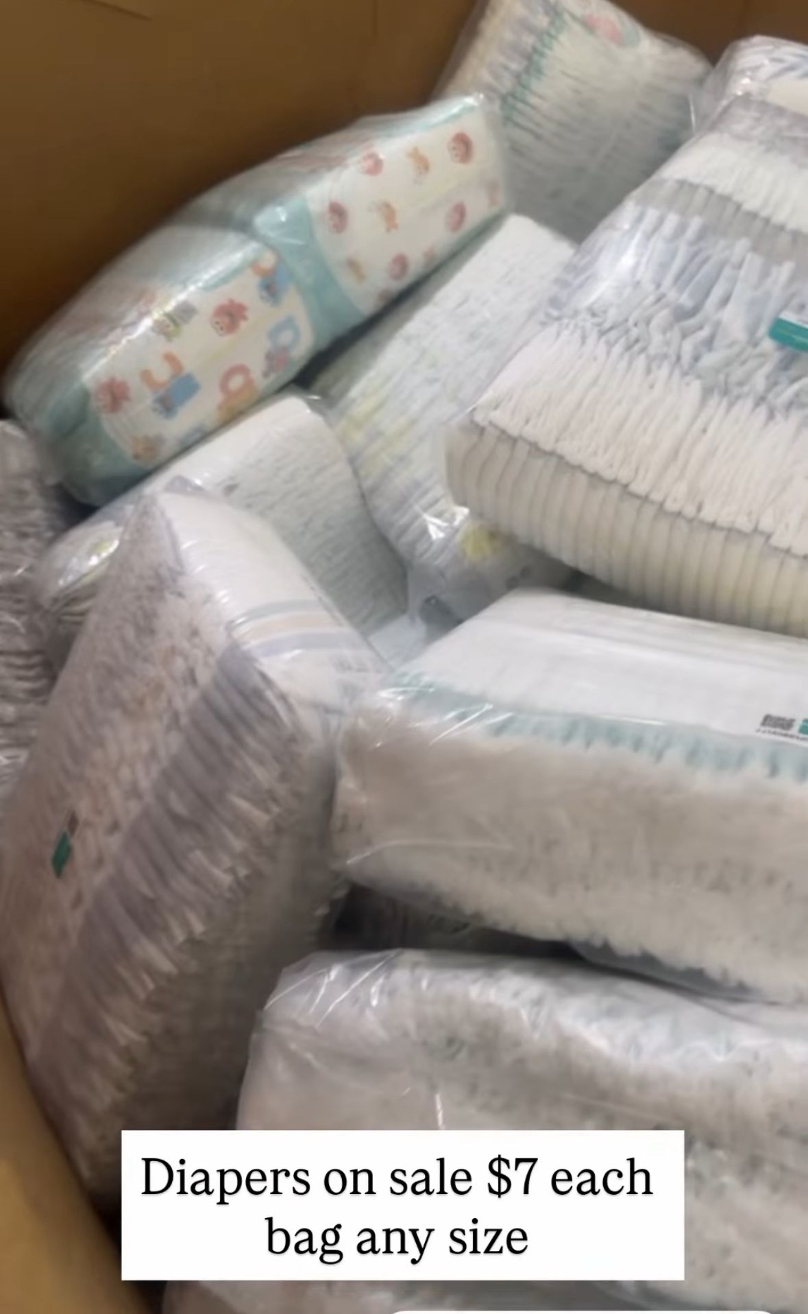 DIAPERS SIZE 8 ‼️ ( Pampers Brand) 30ct