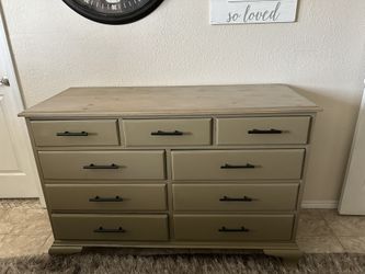 Drexel dresser