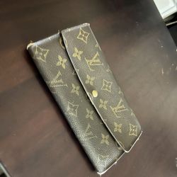 Louie Vuitton Vintage Women Monogram Wallet 