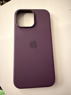 Apple iPhone 16 Pro Max Silicone Case with MagSafe /Plum