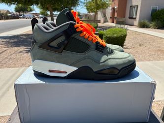 Jordan 4 Undefeated men’s size 10