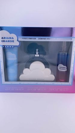 Ariana Grande Cloud Set