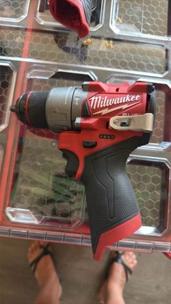 Milwaukee 1/2 (13 mm) hammer drill/driver