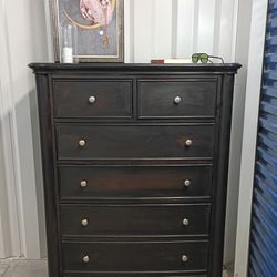 7 Drawer Dresser 
