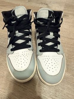 Jordan Mid