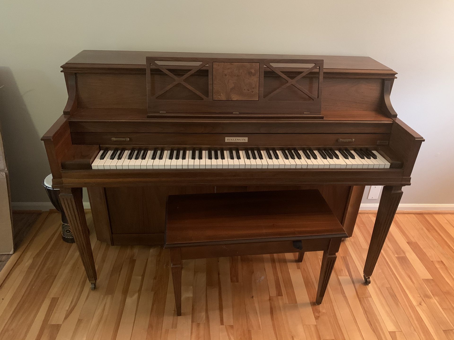 Free Baldwin Upright Piano