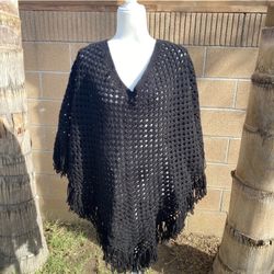 Artisanal 100% Hand Made Ponchó 