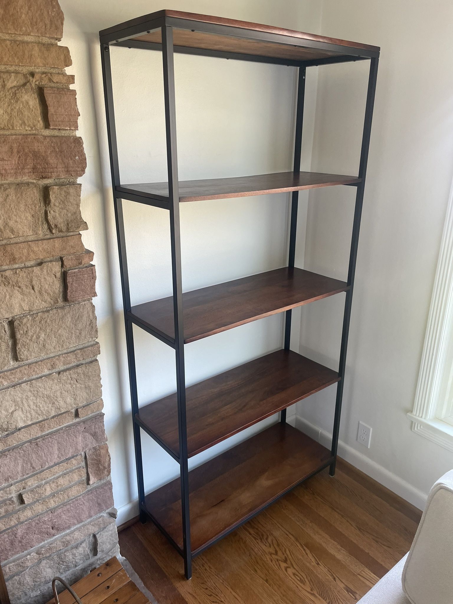 Bookcase/Shelves