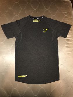 GYMSHARK FORM FITTED T-SHIRT