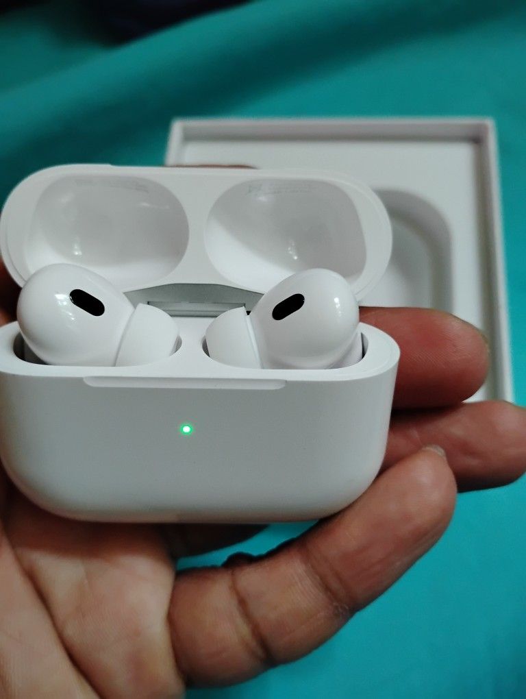 Apple AirPods Pro (2nd Generation) White Brand New open box. USB-C