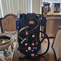 Ghostbusters Proton Pack Deluxe Light Up & Sound Replica / Slimer / Stay Puft / Collectible / Collector / Halloween / Movie / Cosplay / Costume / Toy