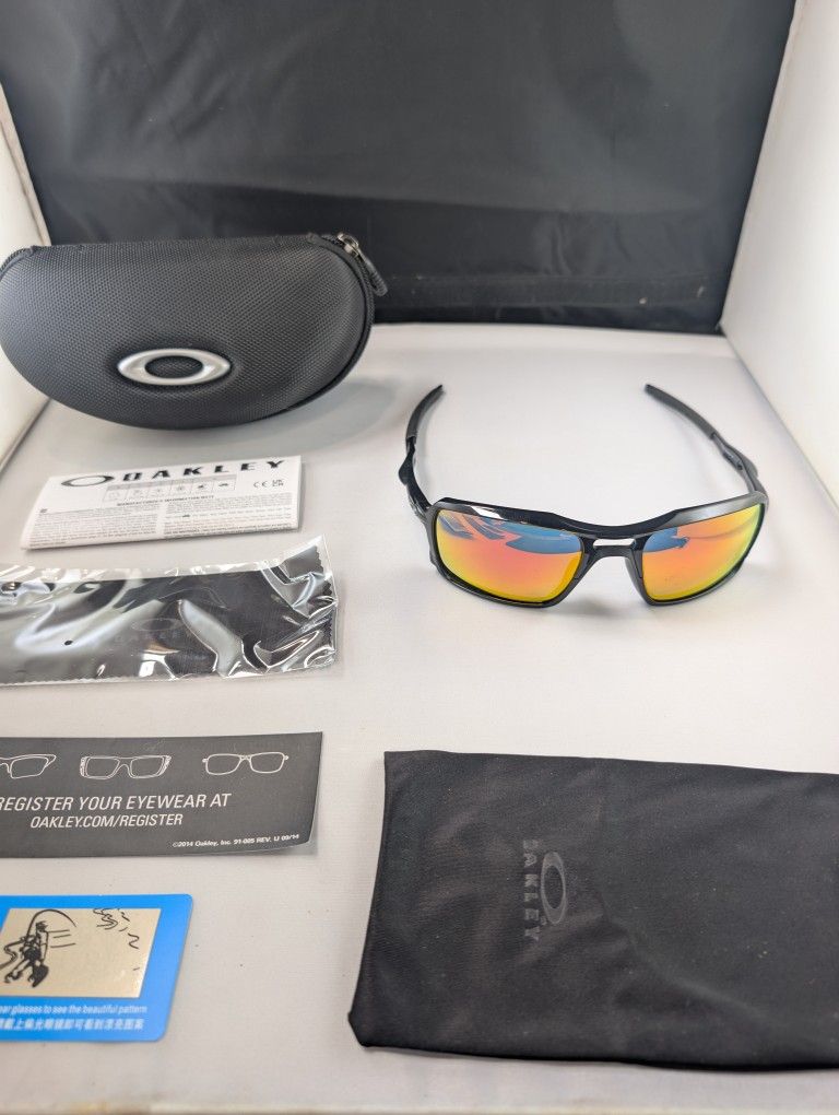 Oakley Triggerman
