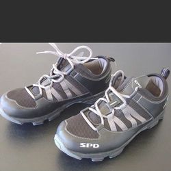 Shimano BIKE shoes. Mountain bike Shoes. MTB, SPIN. SPD. *BRAND NEW + Cleats. Men's 9.5, 10, 44 EU. SPINNING. Bicycle Shoes. Cycling Shoes