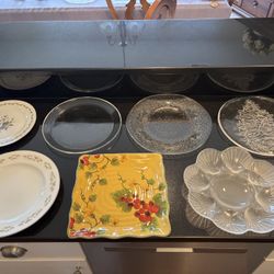 Platters, lot of 7, excellent condition, glass, ceramic and stoneware.  10”-13” diameter.