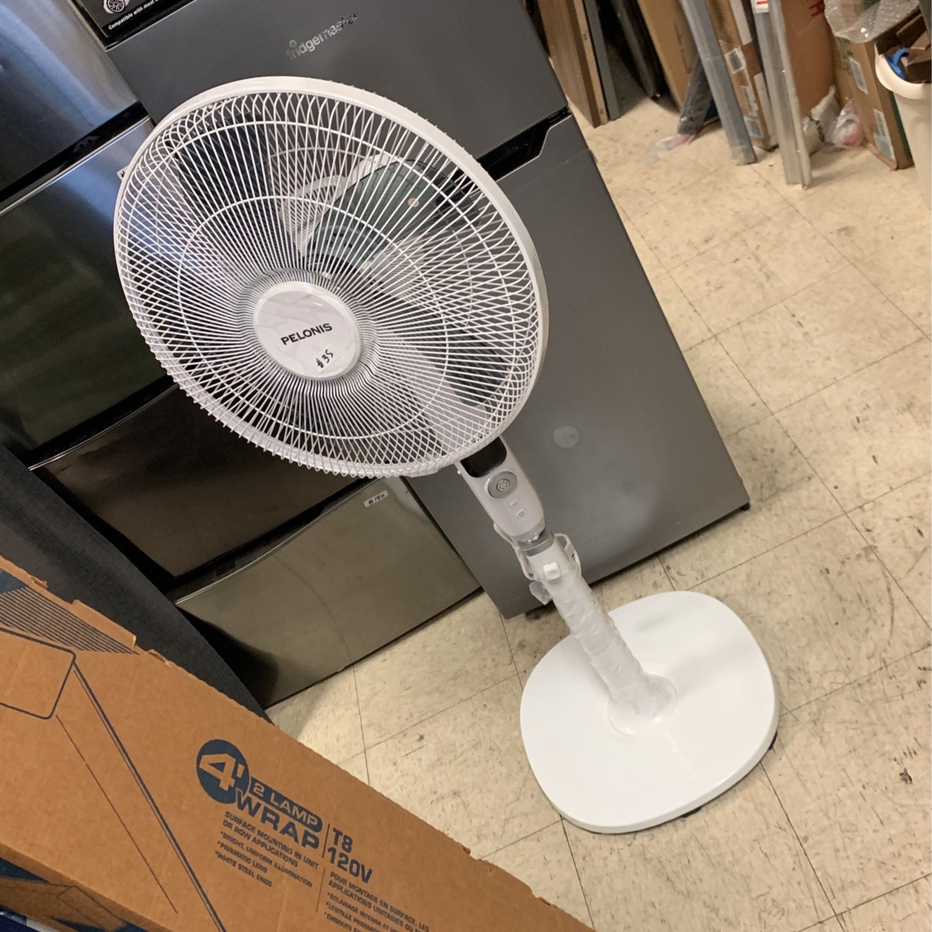 Pelonis 16” Floor Fan With Remote — New!! for Sale in Sacramento, CA -  OfferUp
