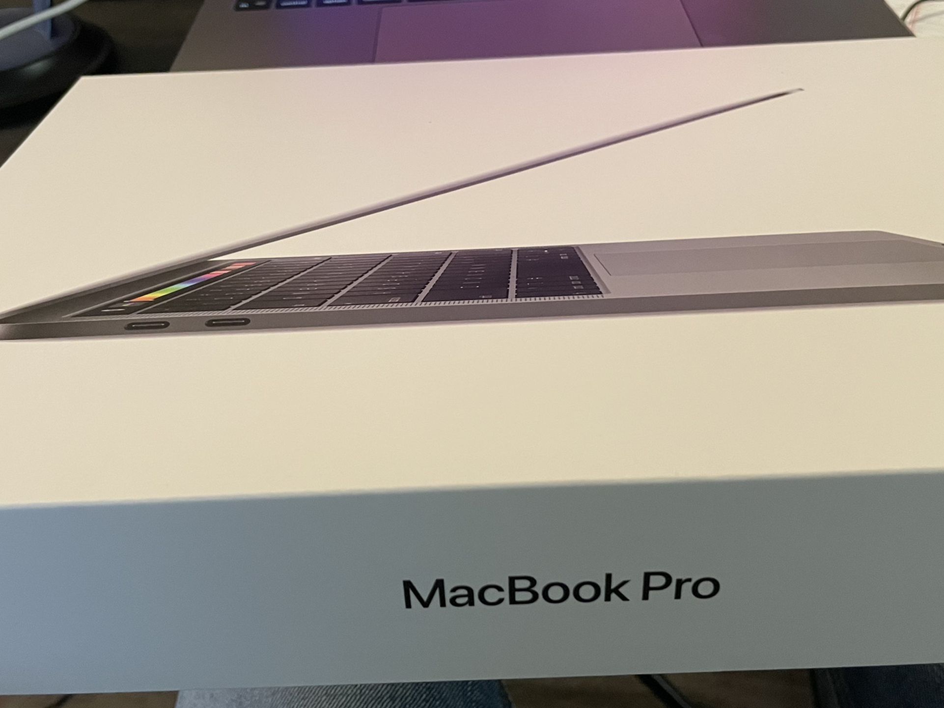 2019 MacBook Pro 13 Inch