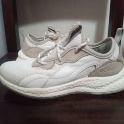 Columbia Size 6 Women $25