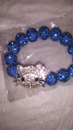 Girl's bracelet hello kitty, 8$