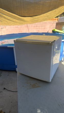 Mini Fridge