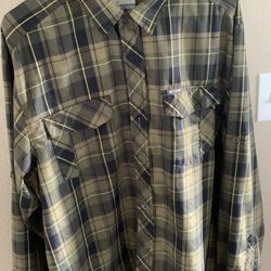 Columbia Omni Wick XL Shirt, Hardly Worn
