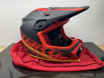 Off-road Bell Helmet (Lg)