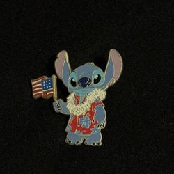 Disney Lilo & Stitch Cast Patriotic Stitch Holding American Flag pin