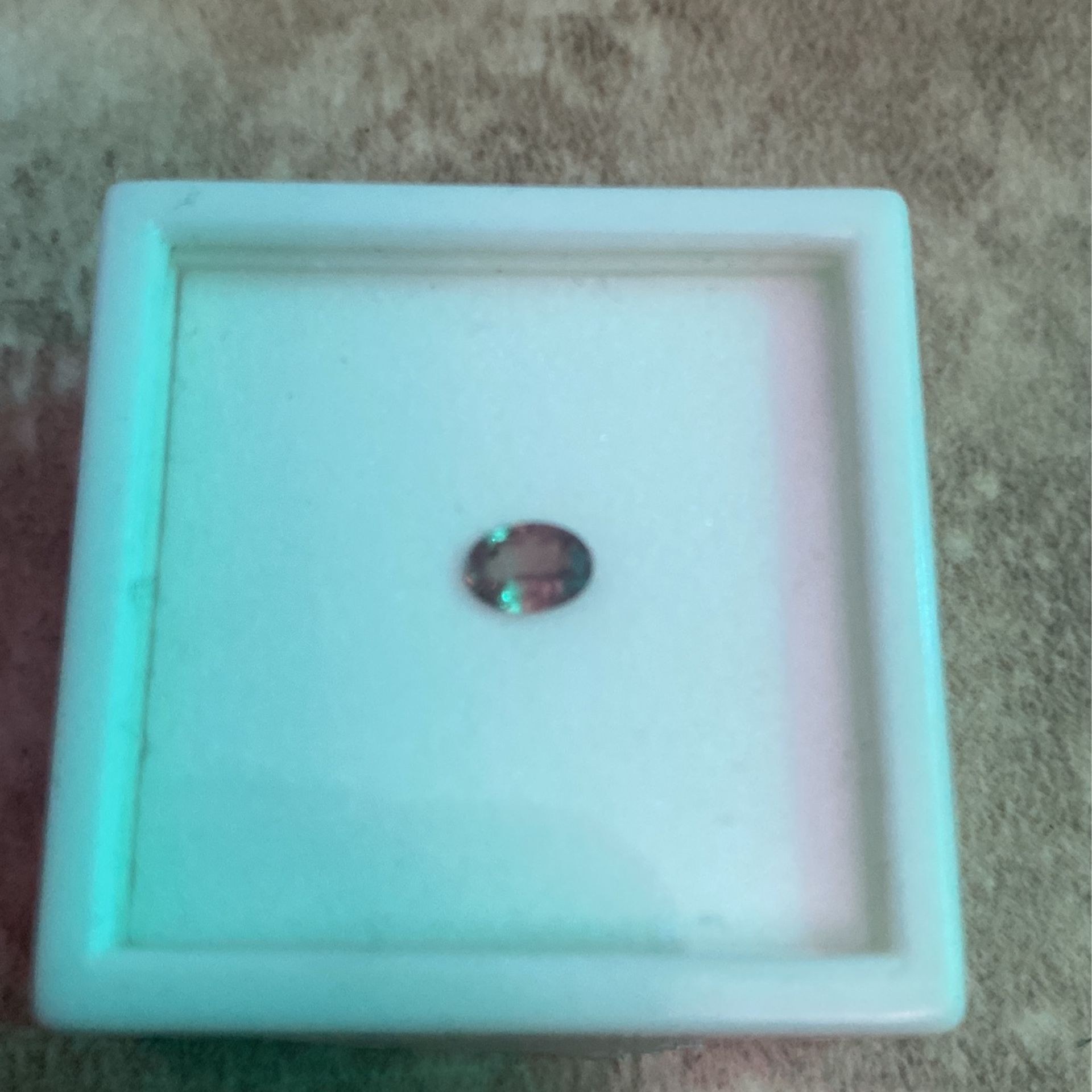 .50ct Aug 6x4mm Ov Color Change Garnet