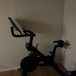Peloton Bike+