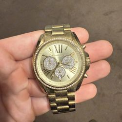 Men’s Gold Watch