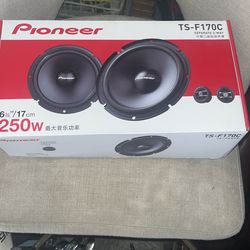 Pioneer 250w  6.5” Speakers With Tweeters