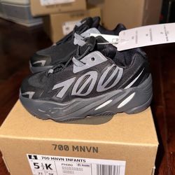 Yeezy 700 MNVN Triple Black 