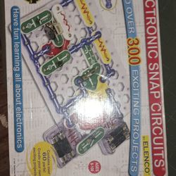 Electronic Snap Circuits By Elenco