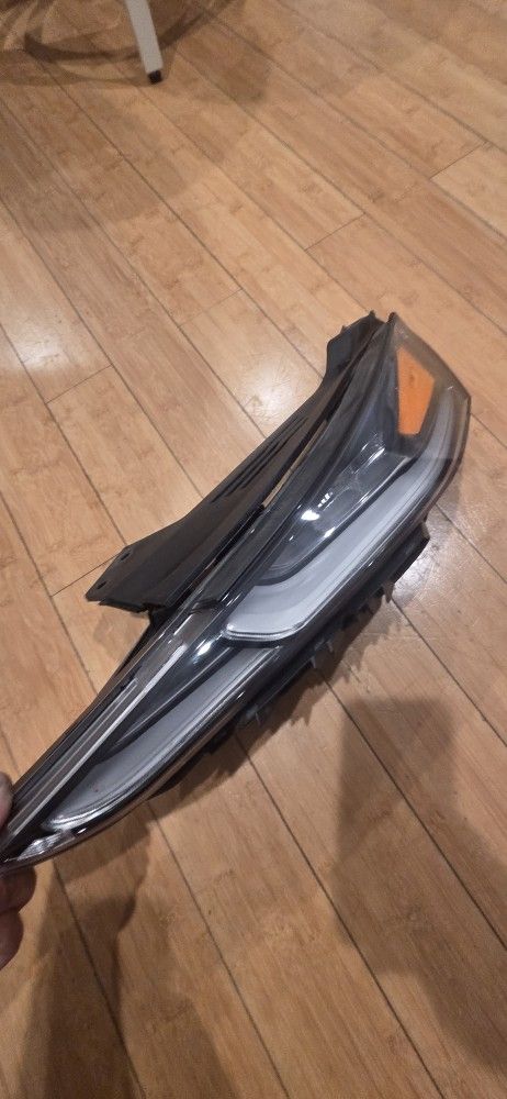 2019-2020 Hyundai Santa Fe Left Drivers Side Headlight Original Oem 