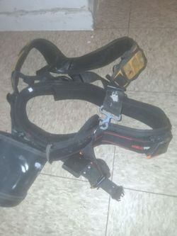 Mela tough magnetic belt$25