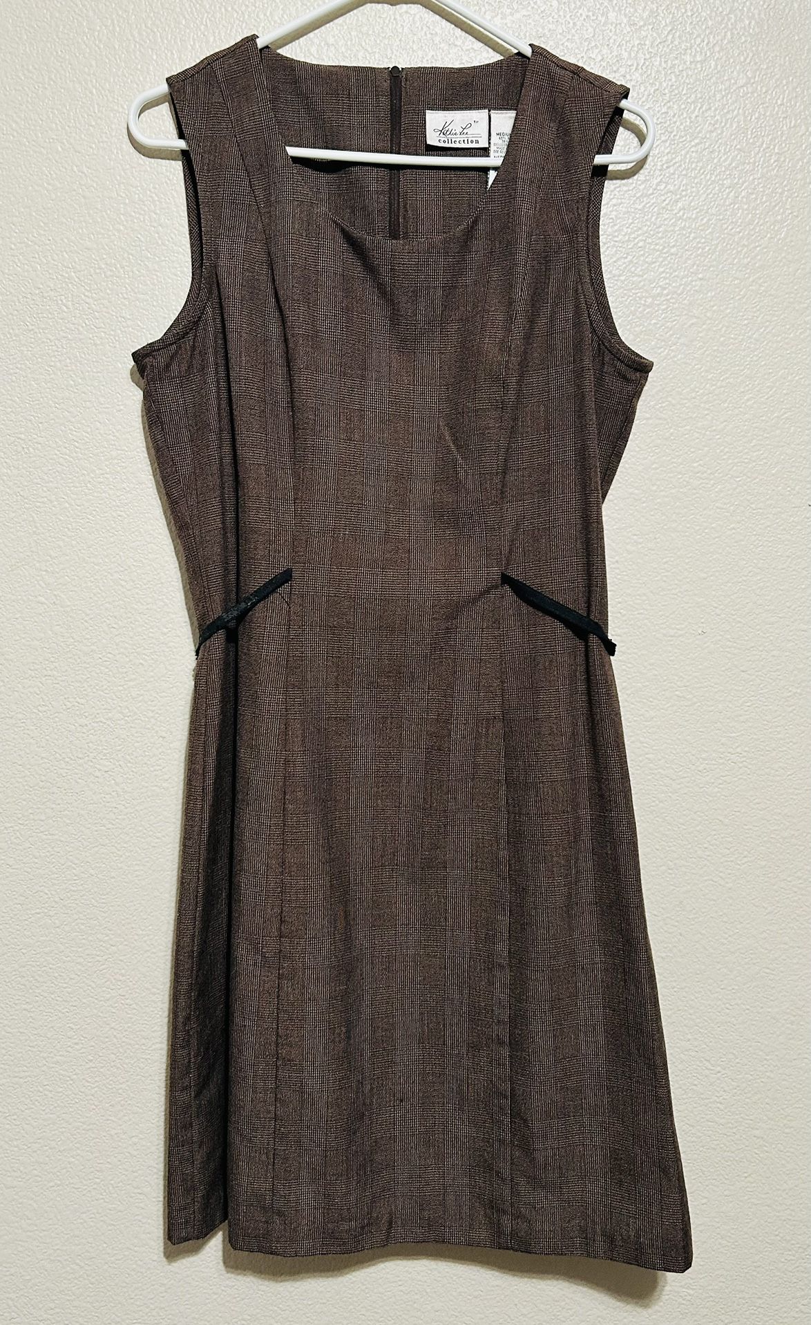 Kathie Lee Collection Sleeveless Dress Size Medium 8/10