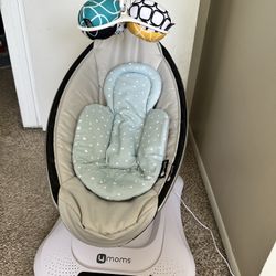 4moms Multi-motion Baby Swing With Baby Insert 