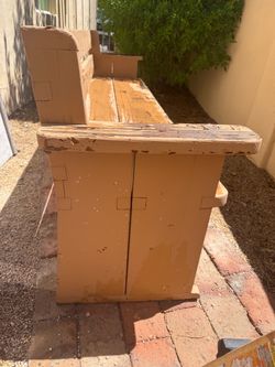Free Rustic Wooden Outdoor Bench