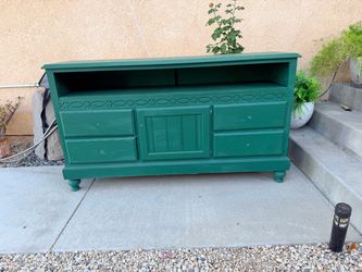 Green Dresser