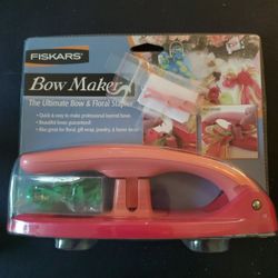 Fiskars Bow Maker
