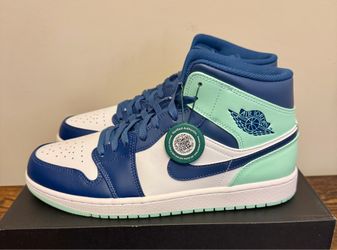 New Jordan 1 Mid Mystic Navy Mint Foam Sz 11