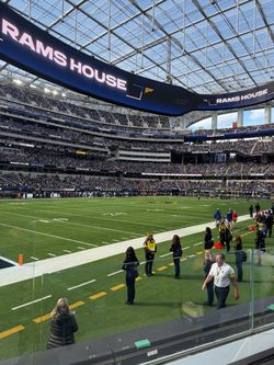 RAMS TICKETS VS GIANTS